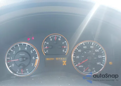 2010 Nissan Armada Titanium из США, поврежденный, VIN 5N1AA0NC4AN603523